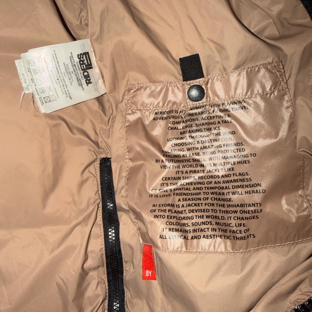 AI Riders on the Storm Tan and Green Puffer Jacket - Picture 6 of 7